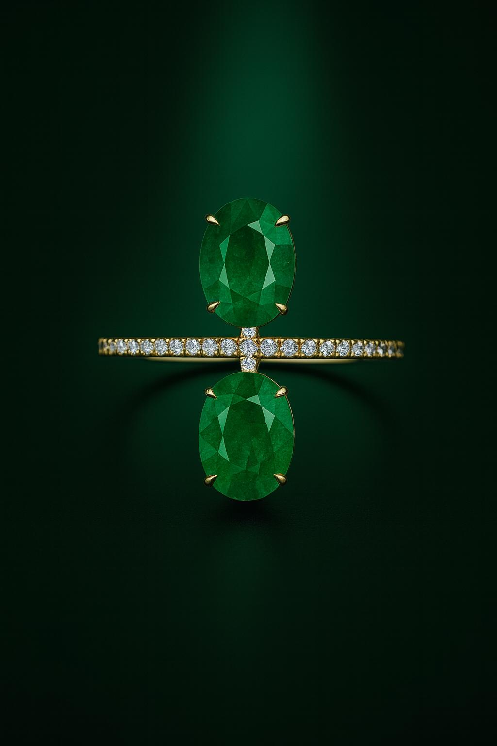 Emerald twins ring